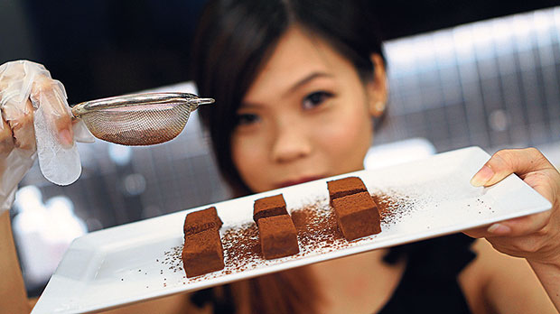 Cocoraw’s Lee See Pin is the one who carefully makes the chocolate truffles by hand.