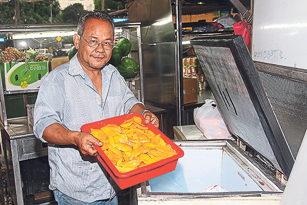 Dusun Tok Abah uses up to 125 kilogrammes of fresh mangoes on a daily basis.