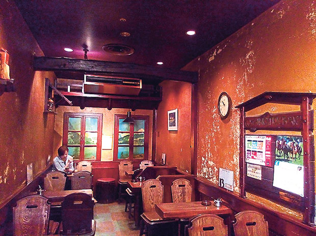 Homey, rustic and patronised by locals, Bonnard is an authentic experience.