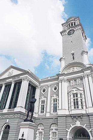Begin the ENVISION: Sculptures @ the Garden City walk at the Victoria Theatre and Concert Hall.