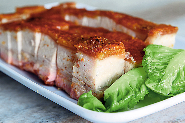 The impressive siew yoke that is crowned with super crunchy skin and melt-in-your-mouth meat and fat layers