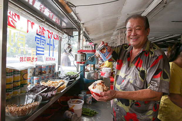 Yip Yat Cheng has been running his ais kacang stall for about 30 years.