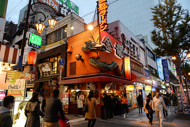 One of the ramen shops in Namba that offers up simple and yet delicious ramen at affordable prices.