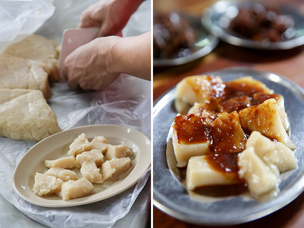 Cutting up the wobbly alkaline rice cake with a plastic knife (left). Alkaline rice cake is an old-fashioned treat with its wobbly texture and braised pork sauce (right).
