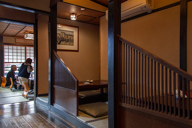 Private dining rooms carpeted with tatami mats.