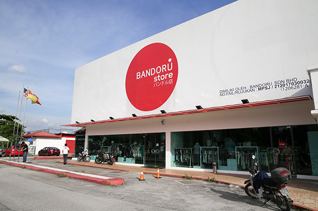 What draws Bandoru Store’s customers is the strategic location along the Federal Highway.