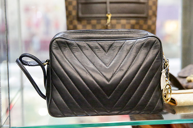 This vintage Chanel handbag is rare and the price is unbelievable!