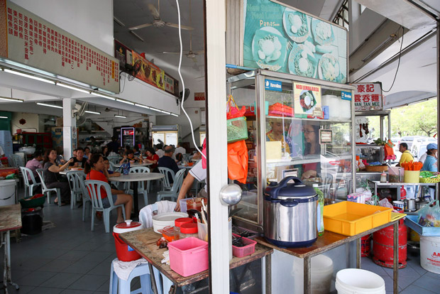 Helen took over the nasi lemak stall back in 2011.