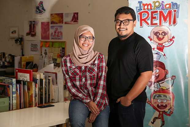 Noramin bin Mohamad Daud (Amin Daud) and wife Ilaharyani binti Maarof (Ila) run TudiduT’s studio.
