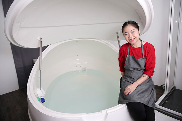 The Dreampod is filled with 500kg of Epsom salt and about 30cm of water.