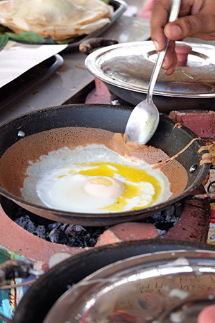 The apom special with an additional egg on top.