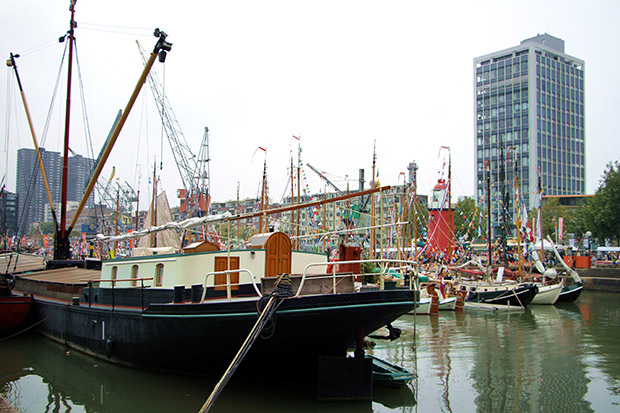 Perfect lines of sailboats and yachts by the harbour.
