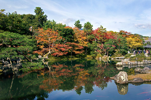 The central pond of Tenryu-ji Temple.