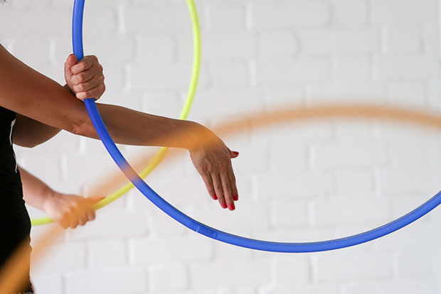 How you posture your hand determines where the hoop goes.