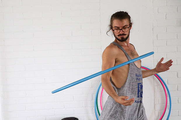 Breaks across the chest and shoulders are taught during the workshop.