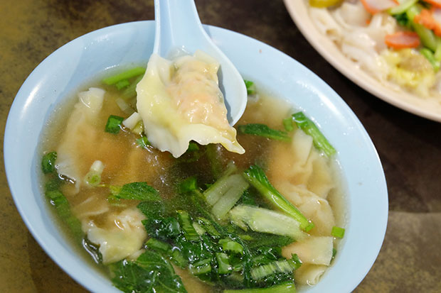 Handmade sui kow at Maria’s wan tan mee stall.