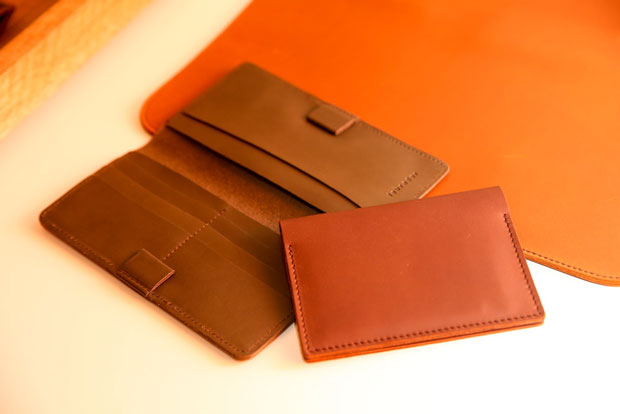 Labrador is a Thai brand of small leather goods.