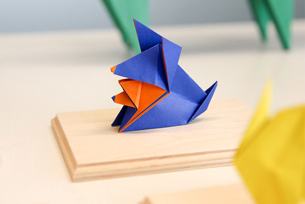 Do you see double with this origami dog from Makoto Yamaguchi that is folded by Kenneth Ch’ng?