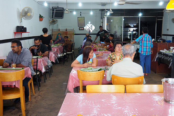 Most customers come here during lunch time to try out their spread of 20 plus dishes