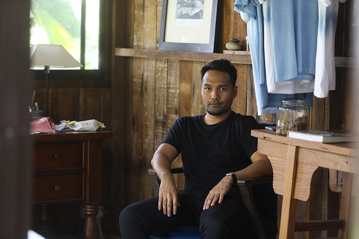 Munir Osman started his botanically dyed apparel brand, Muni after falling in love with the soft, subtle colours.