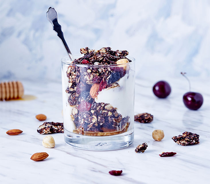 You can make healthy yoghurt parfaits with Amazin’ Graze granolas to snack on whenever you’re feeling peckish for a healthy snack.