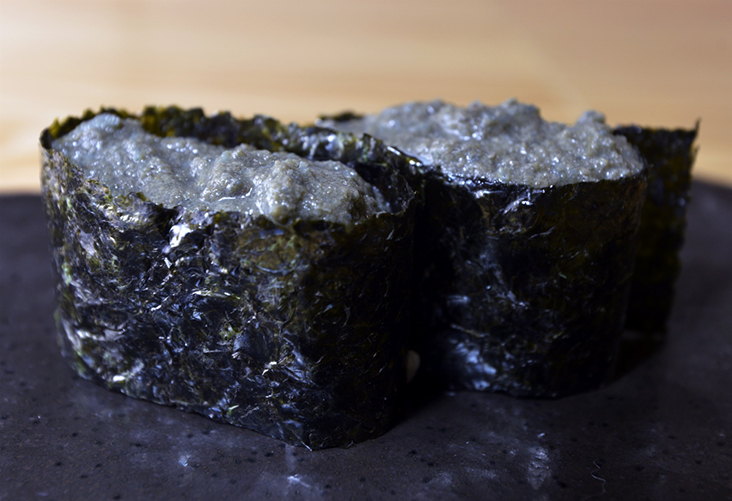 Kani miso gunkan sushi may not be Instagram-friendly but it’s full of sweet, delicious flavour