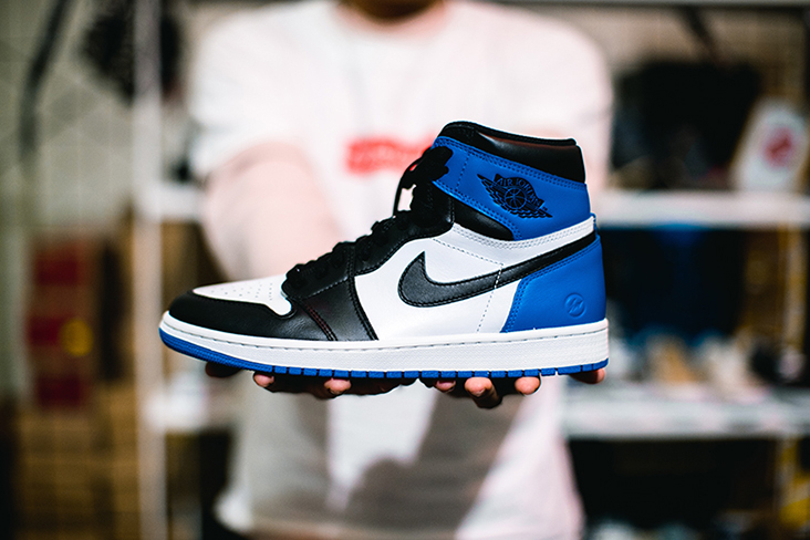 Showing off the Nike Air Jordan 1 High The Return White/Black-Soar Blue