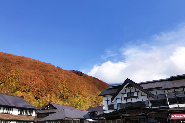 Sukayu-onsen’s Hiba Sennin Buro, known for its mixed gender bathing.
