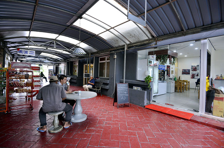 Look for the cafe at the back of Holiday Place.