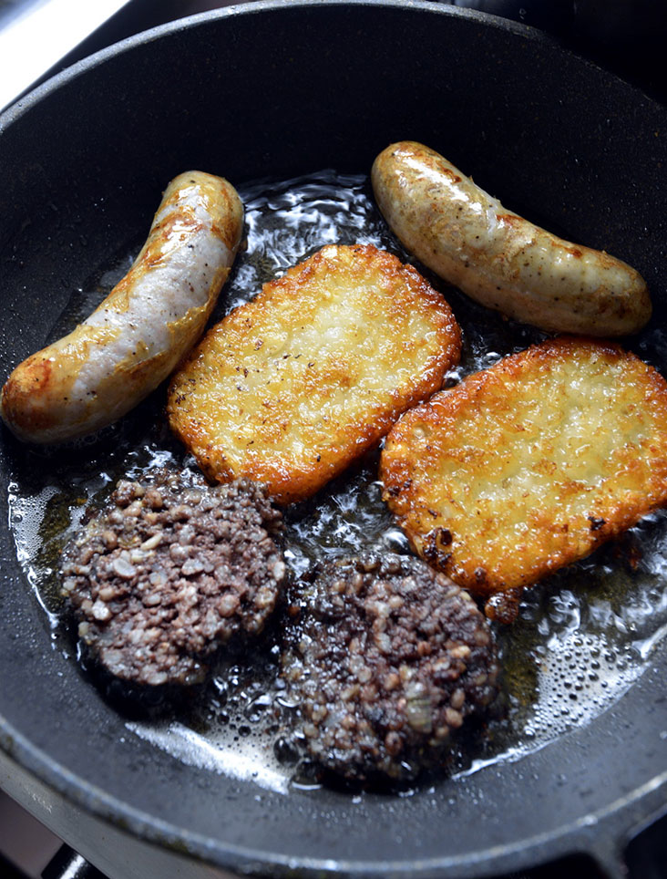 Once you place an order, they’ll pan fry the items for your meal.