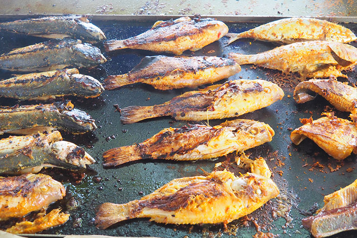If you want freshly grilled fish, head to Warung JF D’Bukit for their ikan bakar.