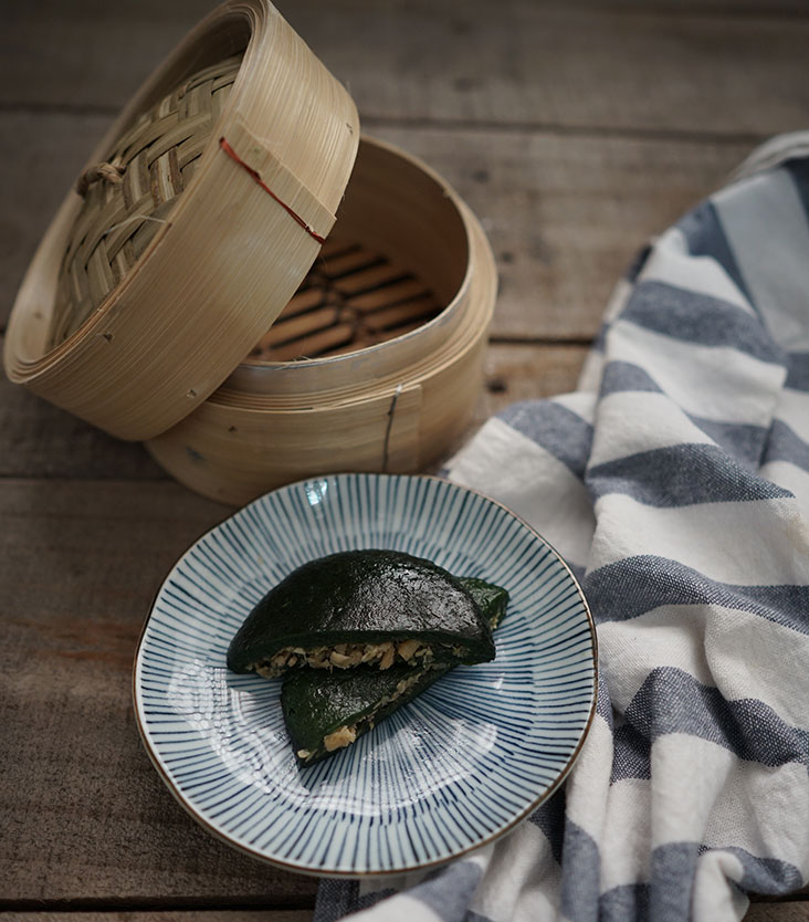 Fragrant ramie leaf dumpling (chu yap pan).
