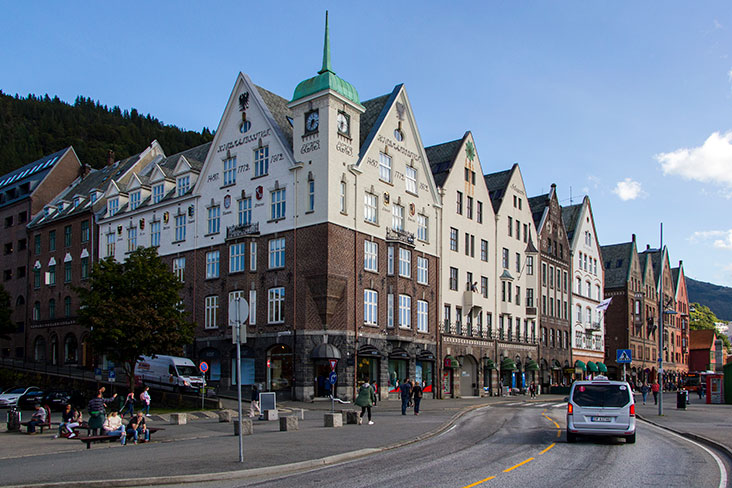 Scenic Bergen between mountain and sea.