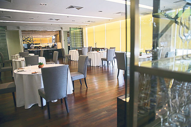 The elegant dining room at Dewakan