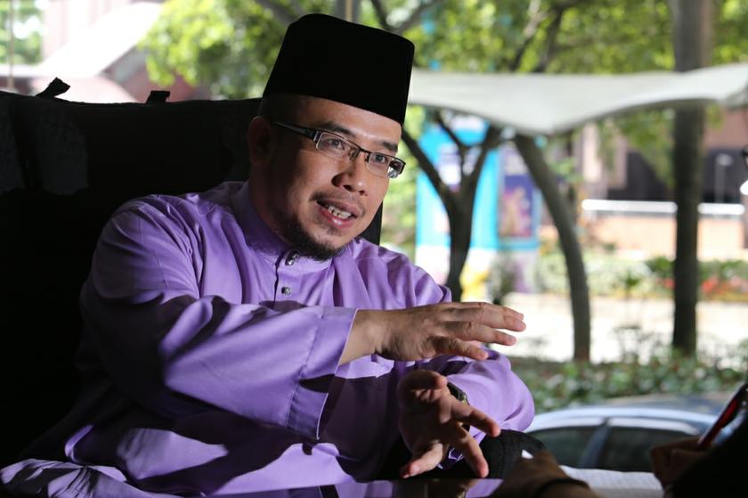 u00e2u20acu201c Picture by Choo Choy May