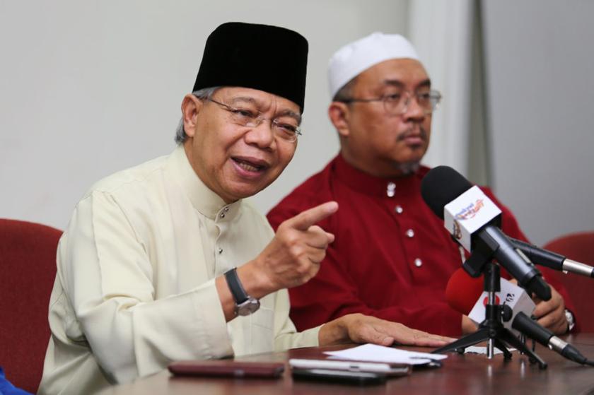 Perkasa and other Melayu NGO press conference on Archbishop Joseph Marino on 'Kalimah Allah' being use by Christian July 12, 2013. u00e2u20acu201d Picture by Choo Choy May