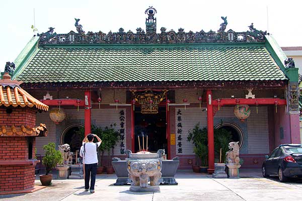 Paloh Ku Miao, originally founded in 1872, is said to be the oldest Chinese temple in Ipoh