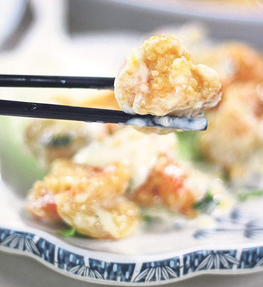 Salad Prawns with a sauce made from mayonnaise, salad dressing and sweet corn