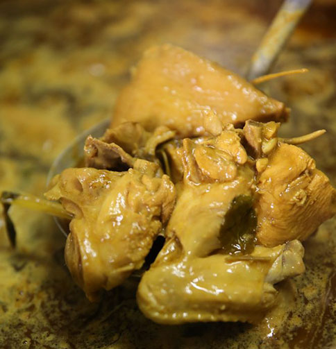 Once you try Gai’s chicken korma, you would want seconds and thirds