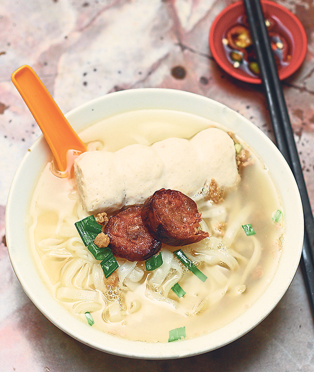 The sam kan cheong noodles is delicious with a tender aromatic pork liver sausage and tender flat pork balls
