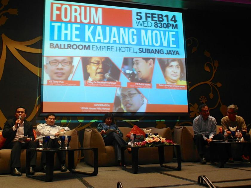 'The Kajang Move' forum at Empire Hotel Subang, February 5, 2014. (L-R): PKR Seri Setia assemblyman Nik Nazmi Nik Ahmad; PKR strategic director Rafizi Ramli; social activist Datuk S. Ambiga; Director of PAS Research Centre Dr Dzulkefly Ahmad; DAP Petaling