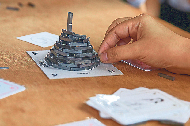 The winner is determined when the tower is fully built and it’s time to take it down