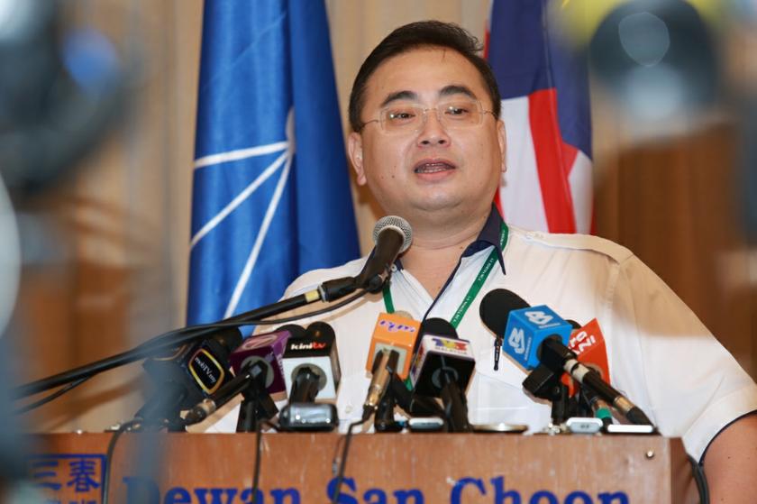 Wee Ka Siong speaking at the 49th MCA Youth AGM at Wisma MCA, Kuala Lumpur, December 19,2013. u00e2u20acu201d  Picture by Saw Siow Feng