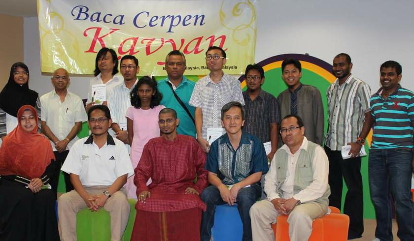 Yok Hwa turut menyokong usaha Kavyan memartabatkan Bahasa Malaysia melalui aktiviti sastera.