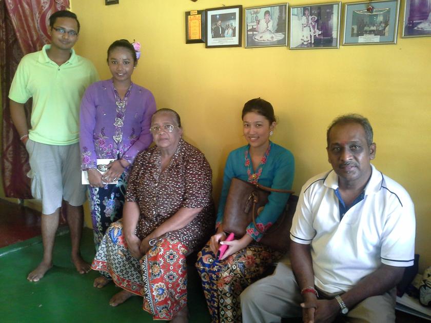 Zaman tidak mengubah identiti mereka.