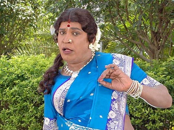 Vadivelu sering tampil sebagai ‘bapok’ dan ‘pondan’ dalam filem Tamil.