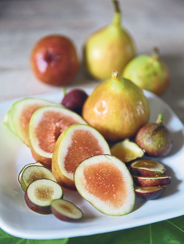 The shelf life for ripe figs is very short hence it’s a luxury to taste fresh figs at optimal ripeness for their sweet luscious taste