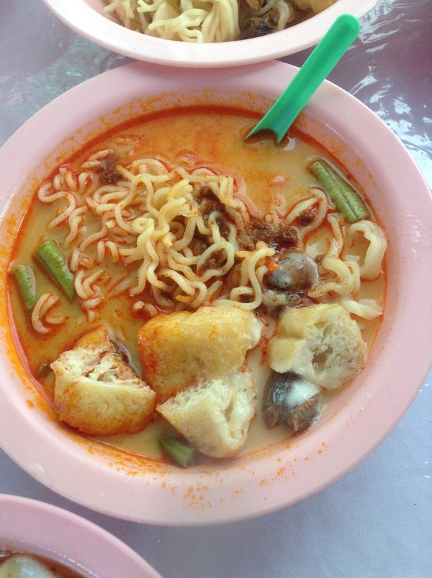 A taste of Penang... You only need to add long beans, tau pok (beancurd) and cockles to MyKuali Penang White Curry Noodles to make it taste like the real thing.