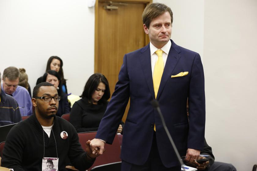 Omari Sealey (left), uncle of 13-year-old Jahi McMath, holds hands with attorney Christopher Dolan as a judge announces his ruling on McMath in Oakland, California December 24, 2013. The judge denied the McMath family’s petition to keep their daughter on ventilator at the Children’s Hospital Oakland past December 30 after doctors declared her brain dead following a routine tonsillectomy procedure. — Reuters pic