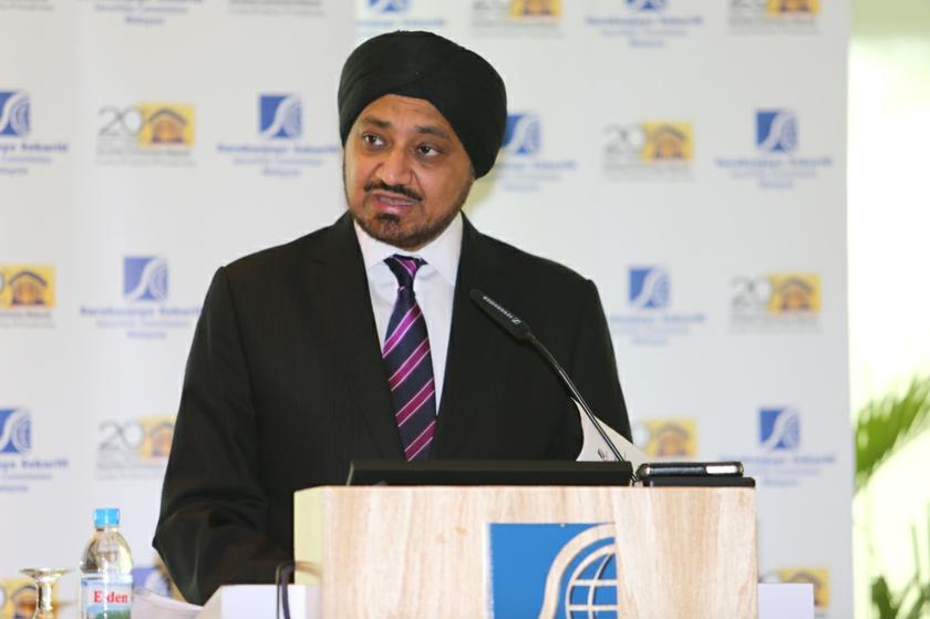 Securities Commission Malaysia chairman Datuk Ranjit Ajit Singh, opening remarks at Private Retirement Scheme Conference. u00e2u20acu201c Picture by Choo Choy May